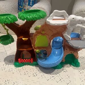 Little People Zoo Talkers play set